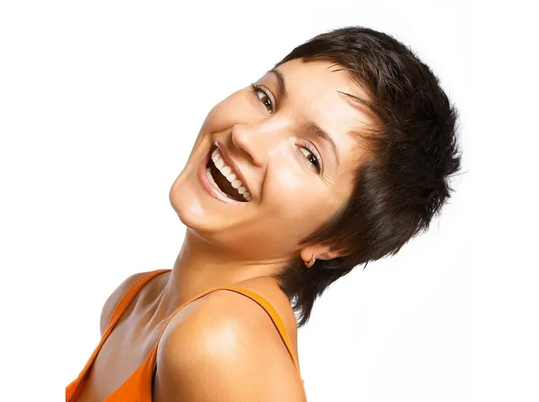 capelli corti donna