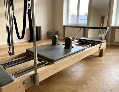 Che cos'è il pilates reformer e com'è fatto l'attrezzo